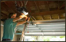 Security Garage Door Repairs, San Francisco, CA 415-997-0133 - serv-repair-gr-33m